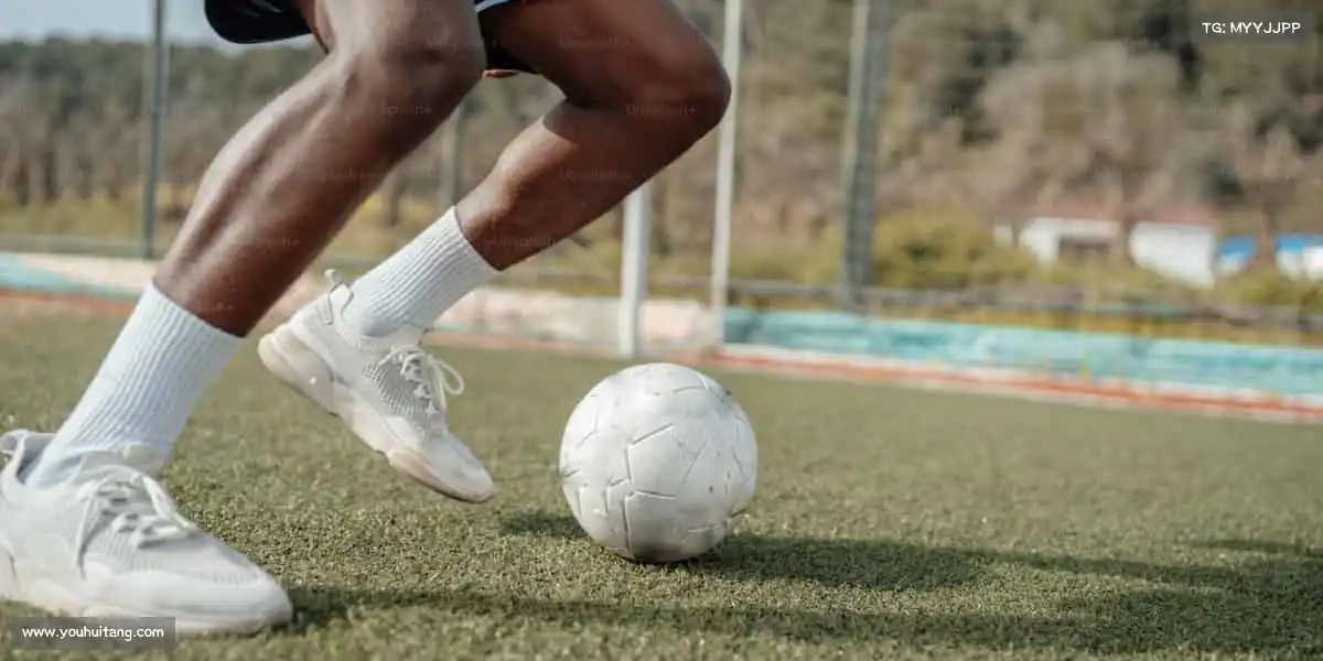 2026年世界杯汗水浇筑荣耀，赛场上的你就是光的方向🌟